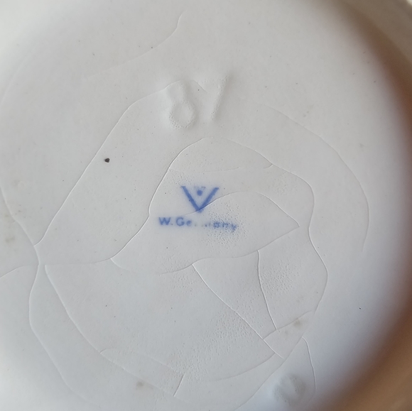 Hummel Figurine "For Father" #87 - Picture 3 of 6